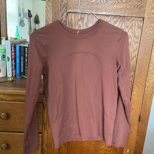 Swiftly Breathe Long Sleeve Relaxed fit